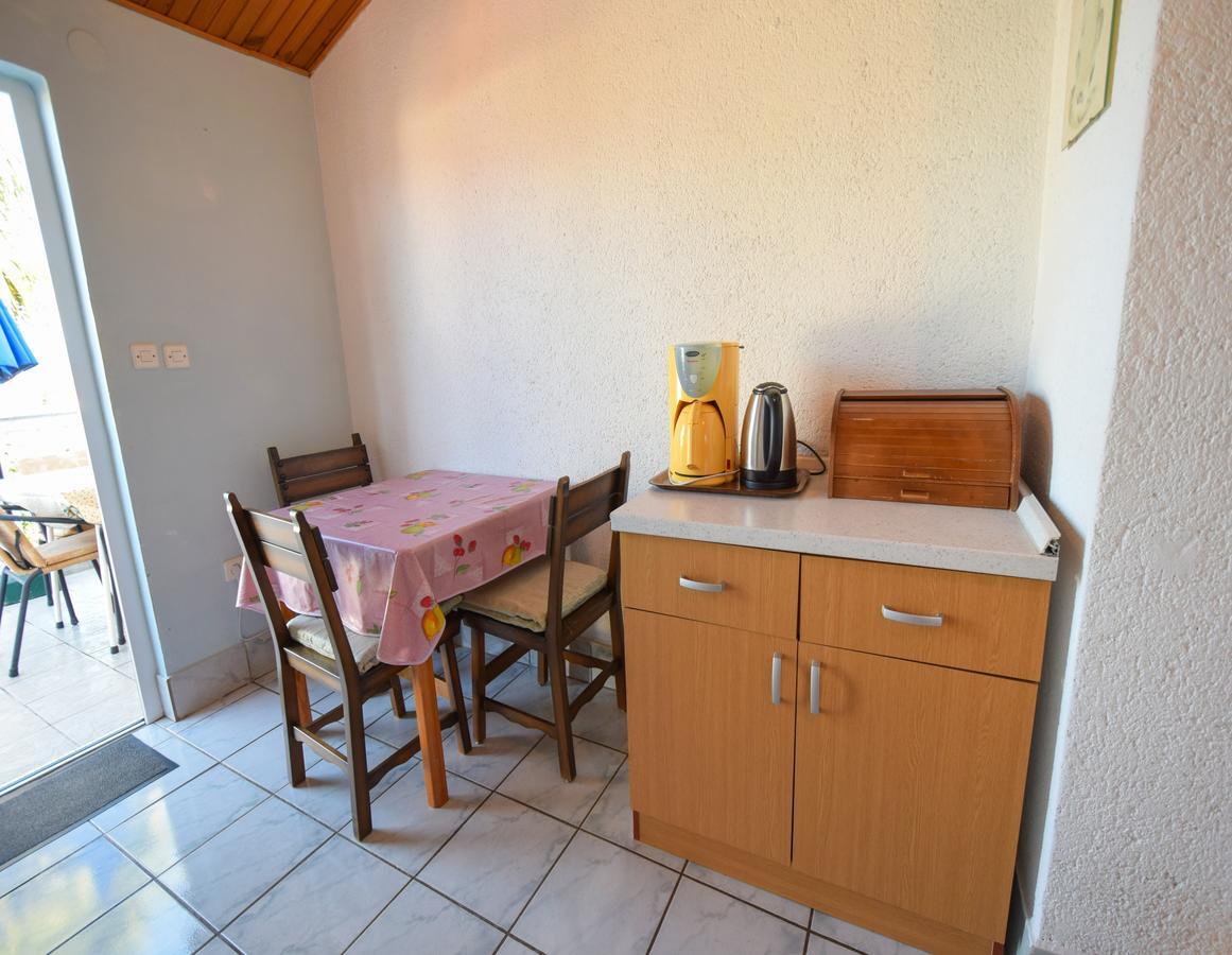Apartment Toni Malinska Kültér fotó