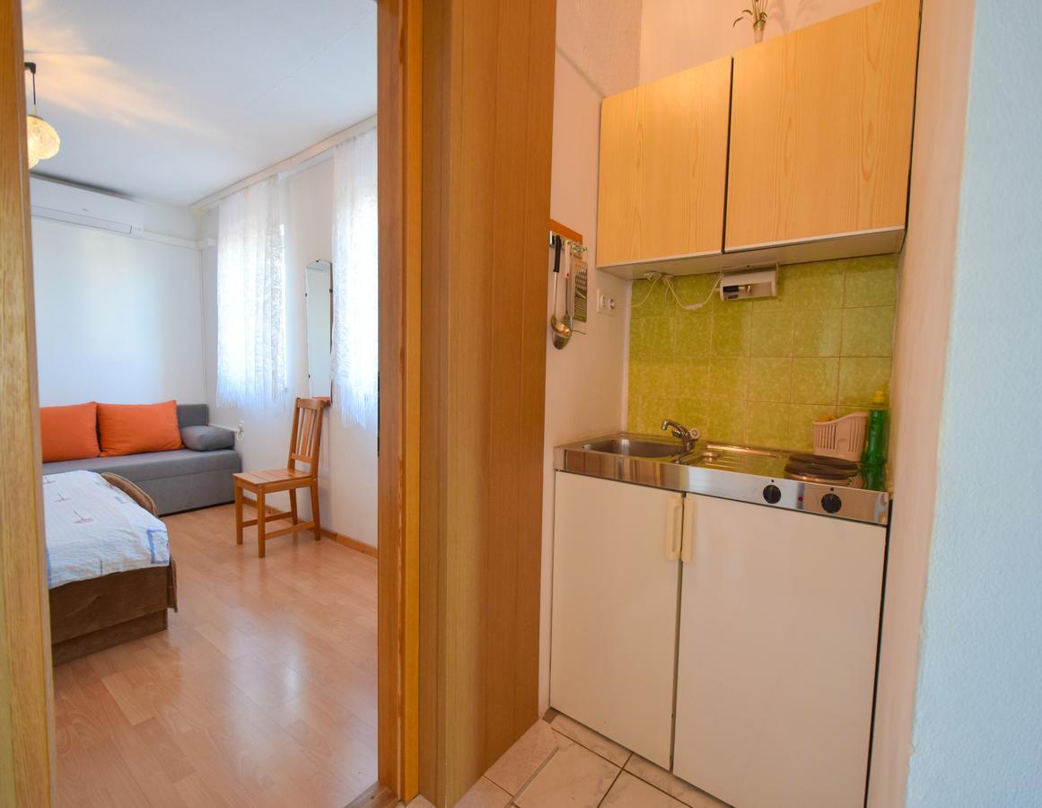 Apartment Toni Malinska Kültér fotó